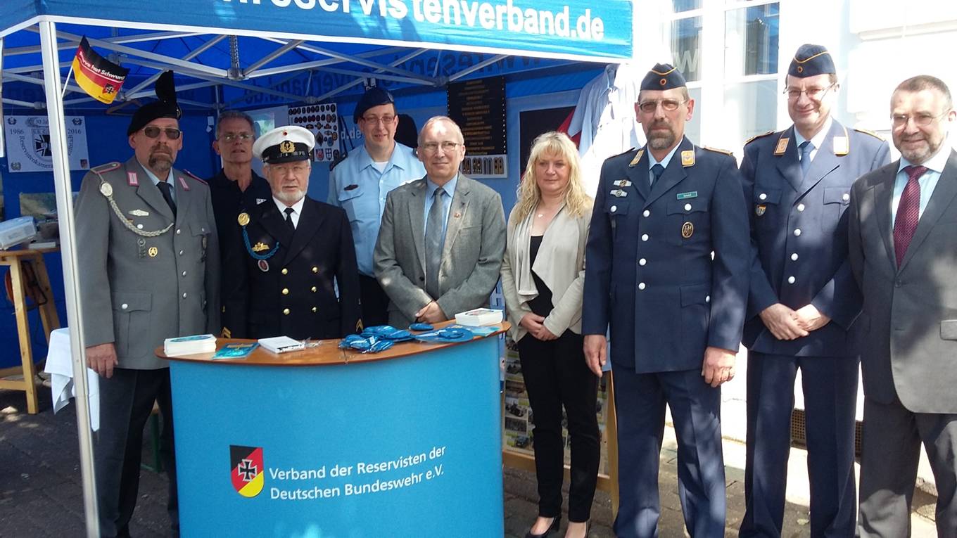 2016-05-26 RK-Erftstadt Info-Stand 01